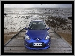 Mazda 2, Plaża